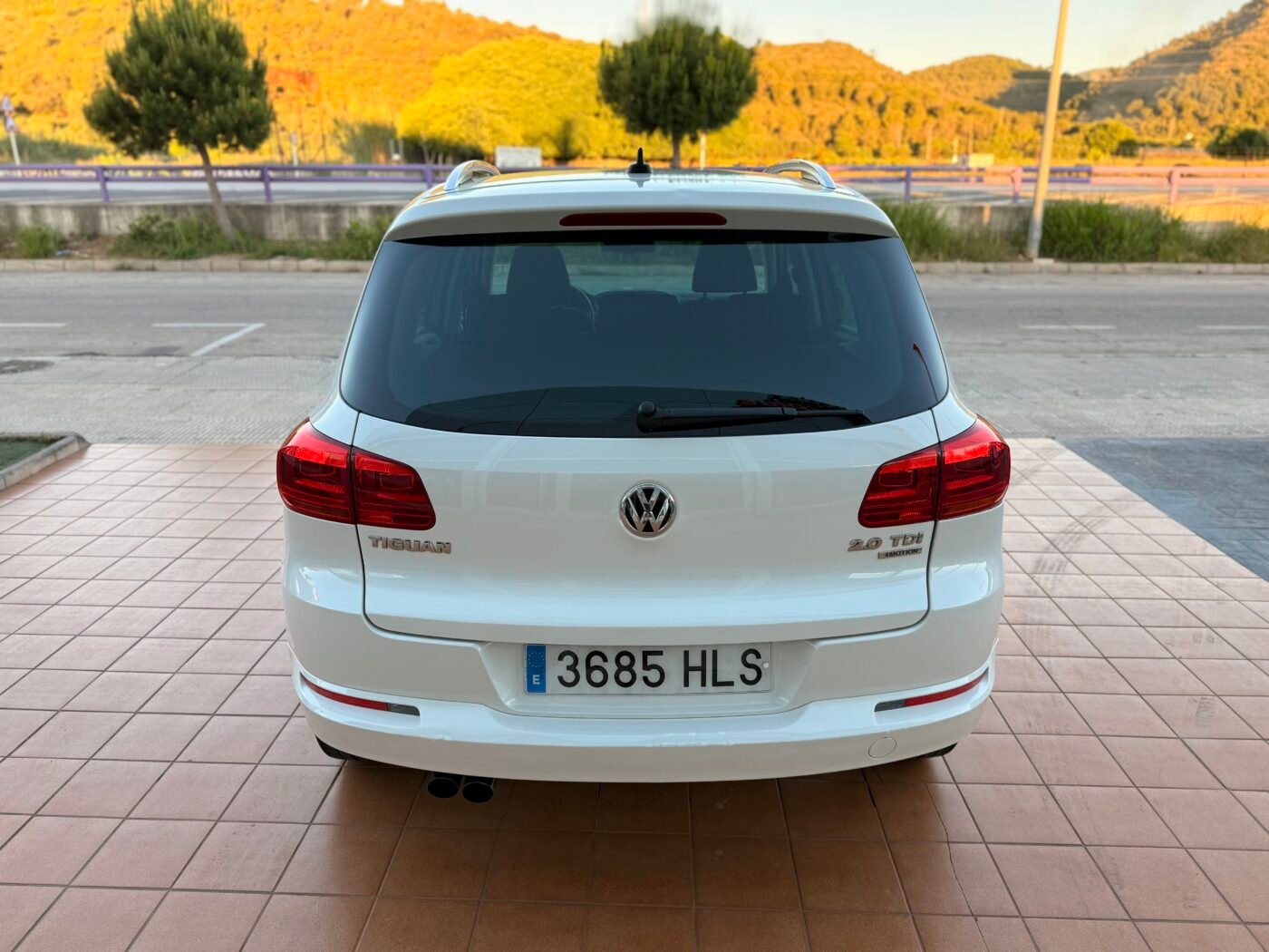 VOLKSWAGEN