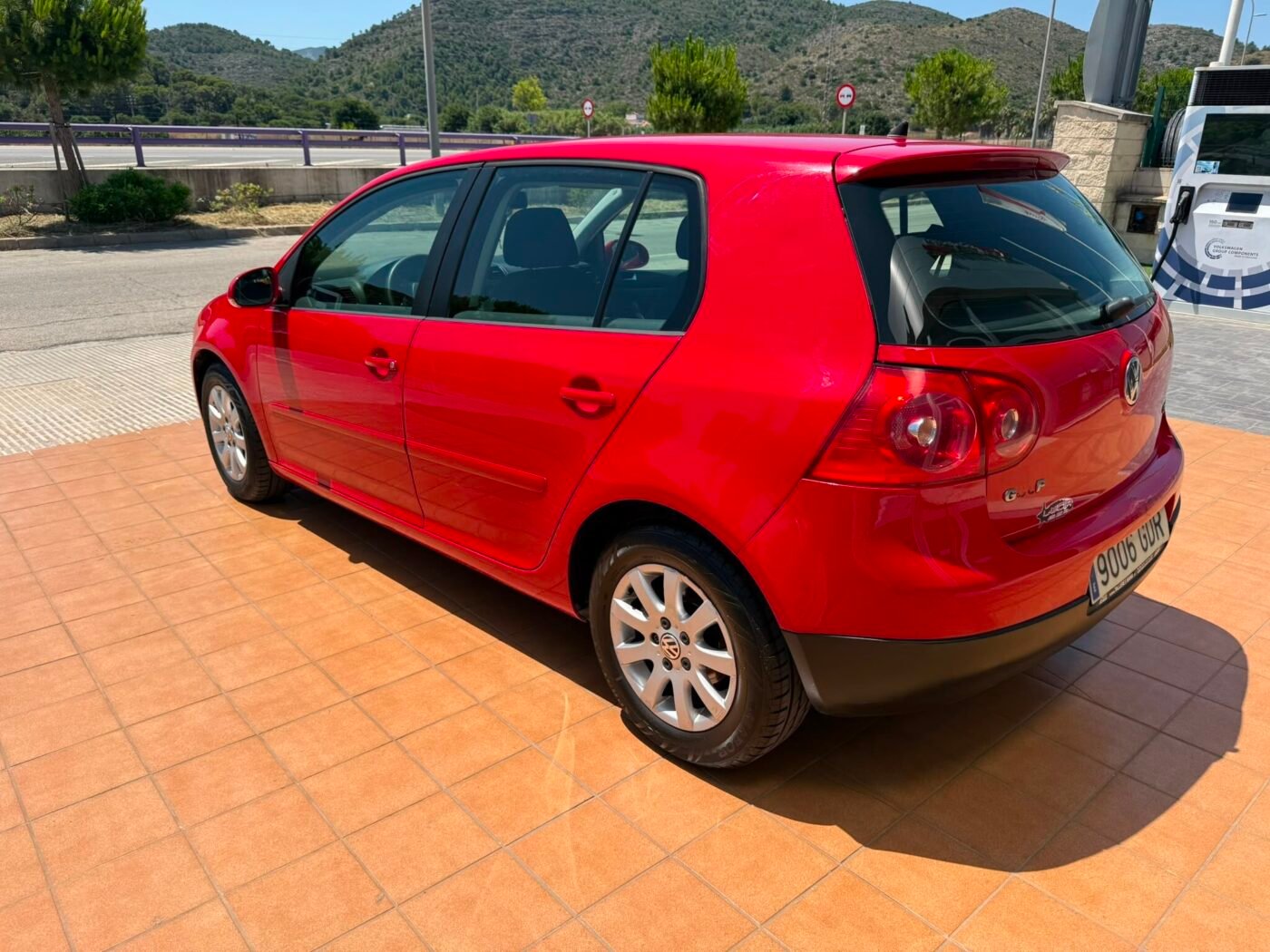 VOLKSWAGEN Golf 1.6 gasolina 102cv