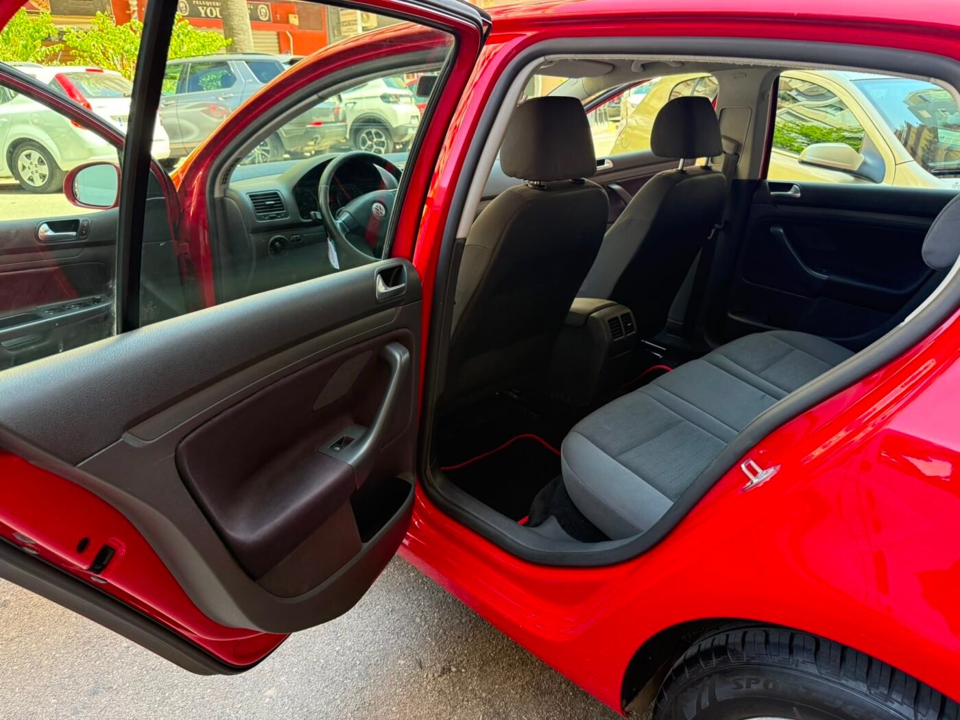 VOLKSWAGEN Golf 1.6 gasolina 102cv