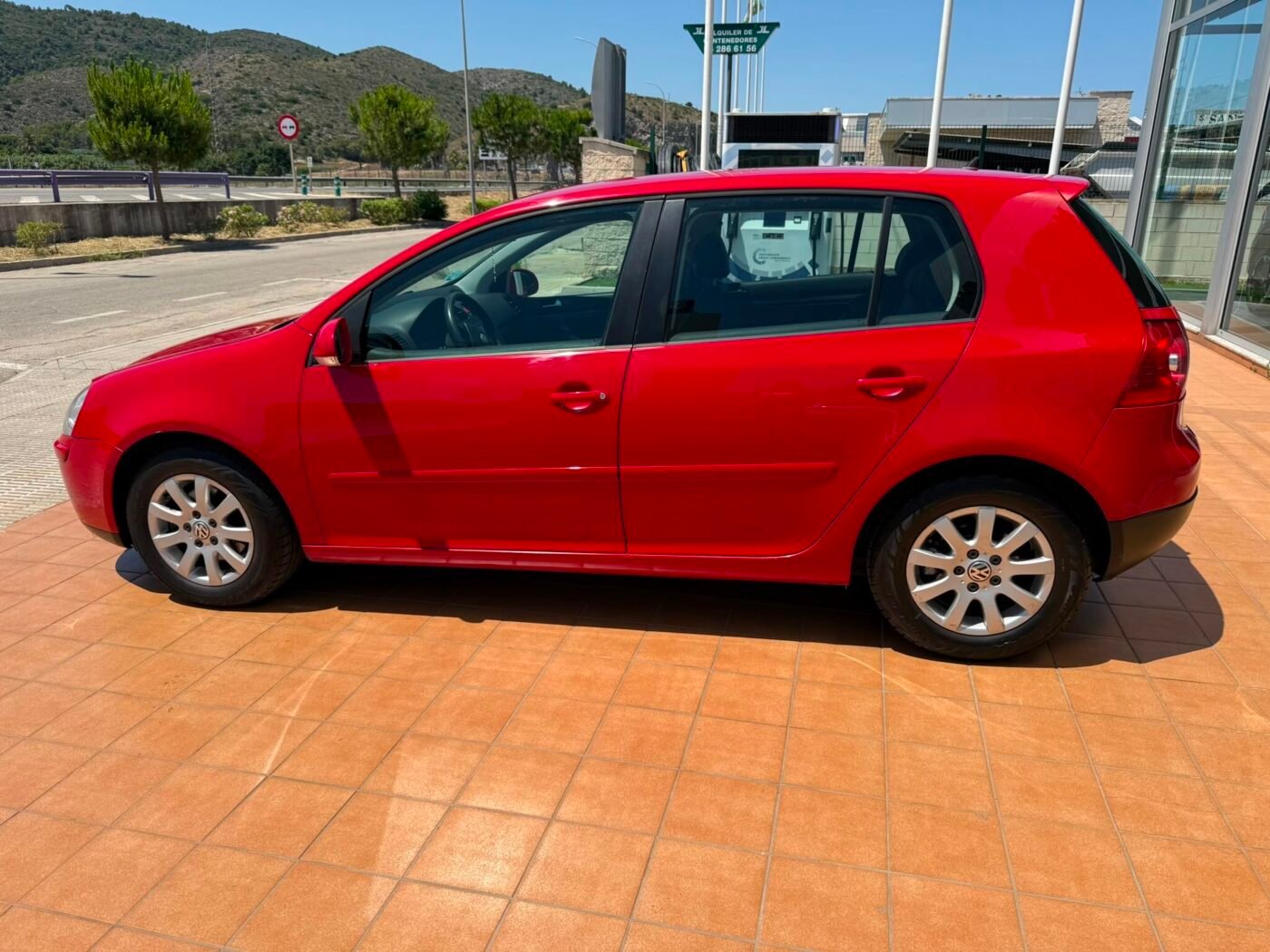 VOLKSWAGEN Golf 1.6 gasolina 102cv