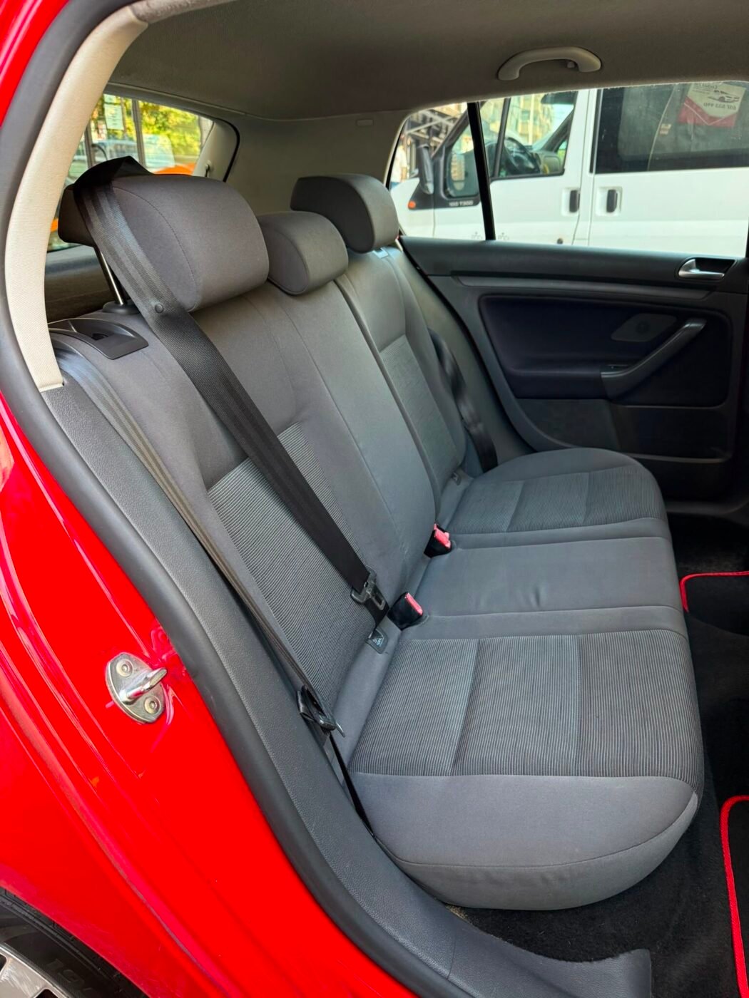 VOLKSWAGEN Golf 1.6 gasolina 102cv