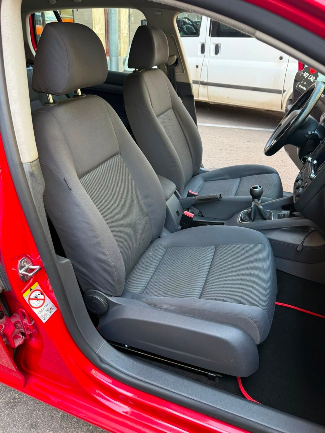 VOLKSWAGEN Golf 1.6 gasolina 102cv