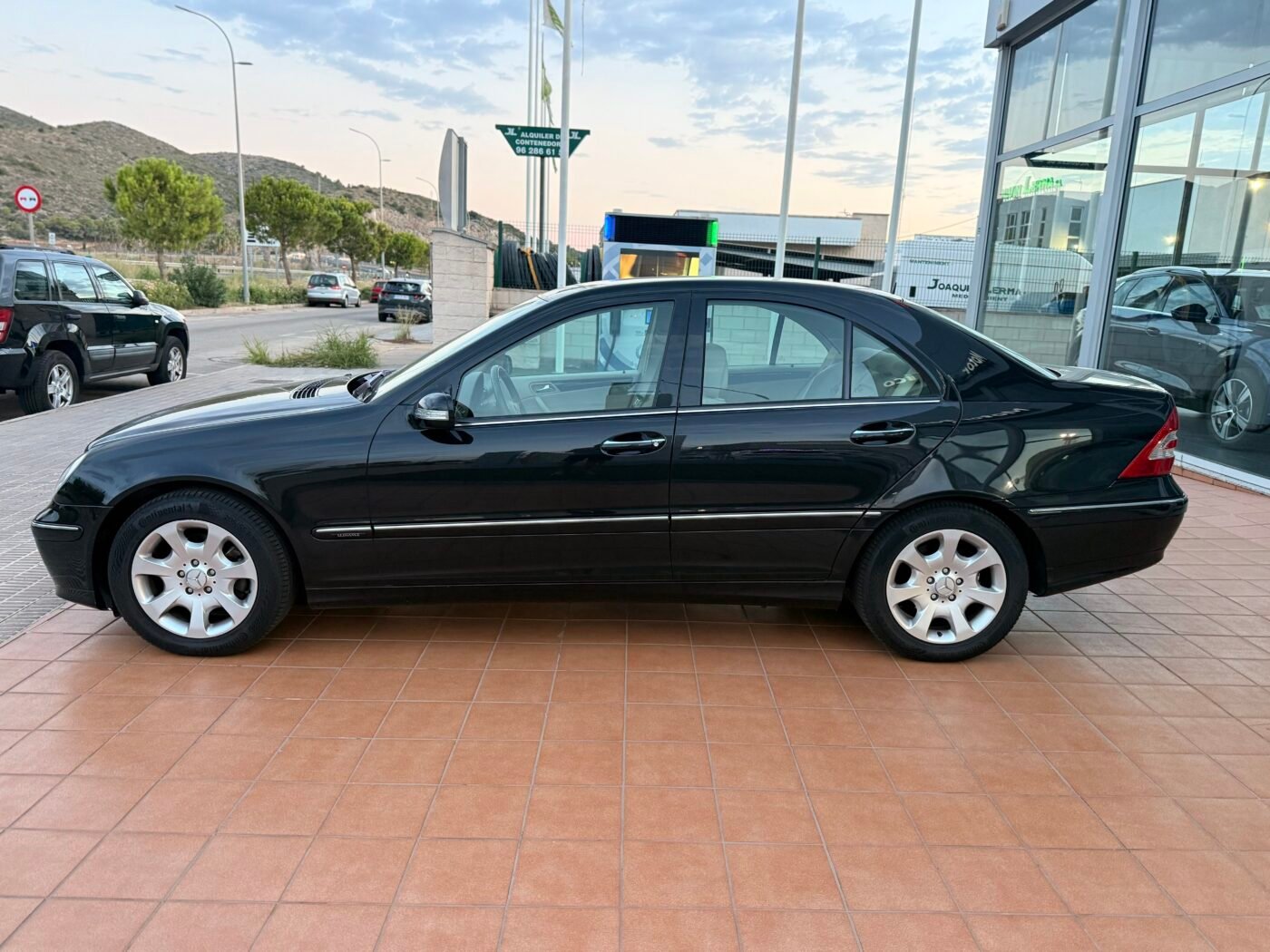 MERCEDES-BENZ C180 KOMPRESSOR