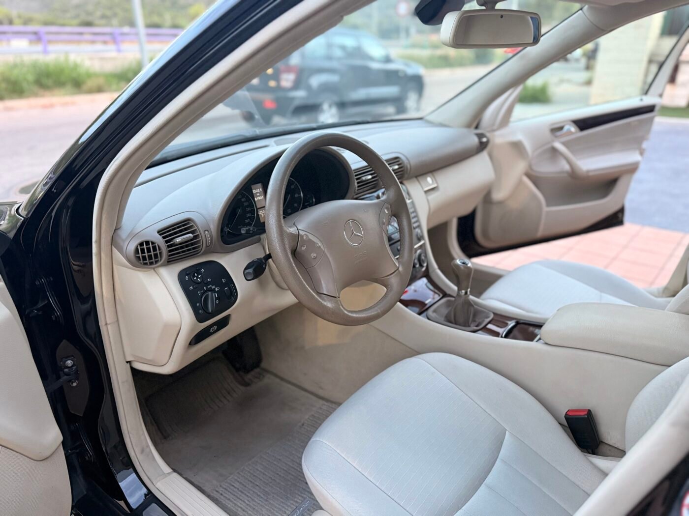 MERCEDES-BENZ C180 KOMPRESSOR