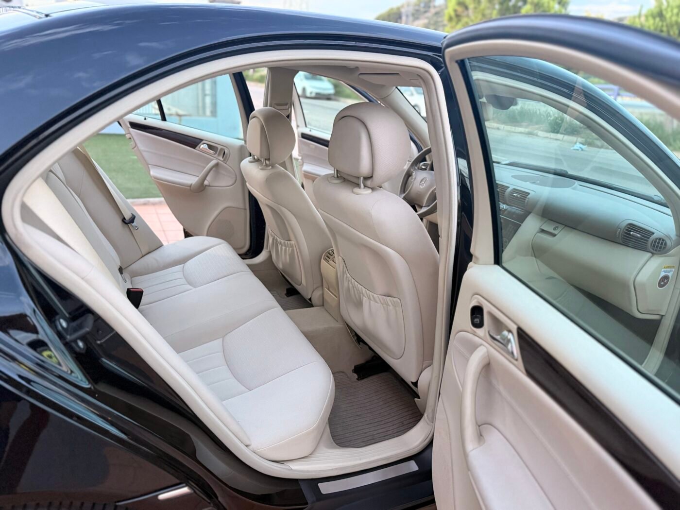 MERCEDES-BENZ C180 KOMPRESSOR
