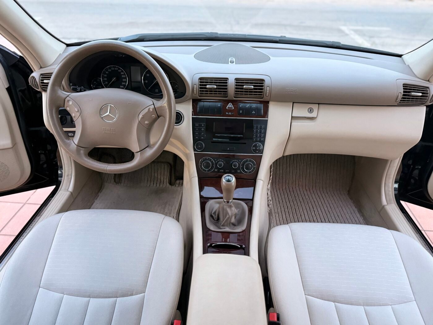 MERCEDES-BENZ C180 KOMPRESSOR