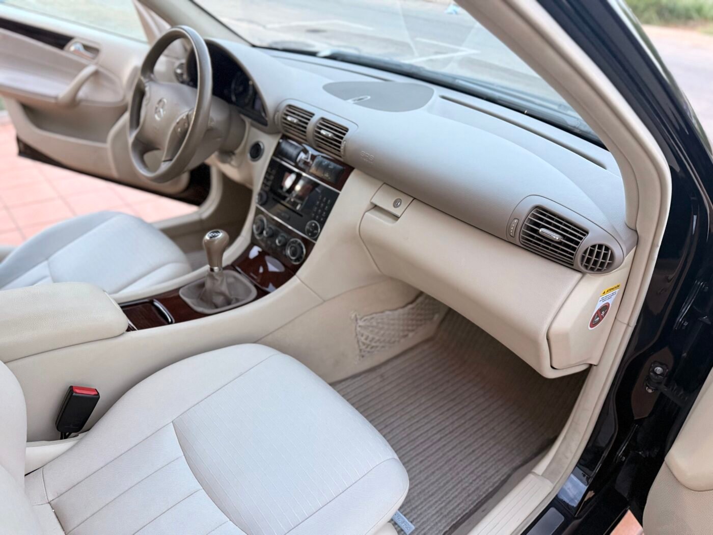 MERCEDES-BENZ C180 KOMPRESSOR